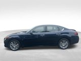 Used 2019 INFINITI Q70 Luxe image 2