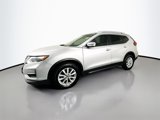 Used 2017 Nissan Rogue SV image 3