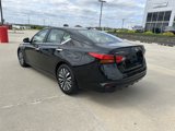 Used 2023 Nissan Altima 2.5 SV image 2