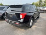 Used 2020 Ford Explorer XLT image 2