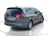 Used 2022 Chrysler Voyager LX image 3