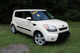 Used 2010 Kia Soul ! image 3