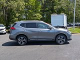 Used 2017 Nissan Rogue SL image 4