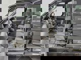 Used 2001 Nissan Xterra SE image 2