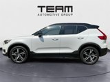 Used 2022 Volvo XC40 T5 R-Design image 5