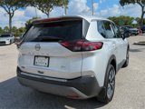 Used 2022 Nissan Rogue SV image 5