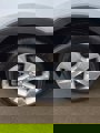 Used 2020 Volvo XC40 T5 Momentum image 4