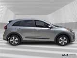 Certified 2022 Kia Niro LX image 3