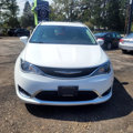 Used 2017 Chrysler Pacifica Touring-L Plus image 3
