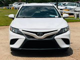 Used 2020 Toyota Camry SE image 2