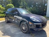 Used 2016 Porsche Cayenne S image 2