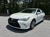 Used 2015 Toyota Camry SE image 2