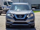 Used 2018 Nissan Rogue SV image 2
