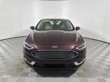 Used 2018 Ford Fusion SE w/ Fusion SE Technology Package image 2