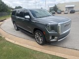 Used 2022 GMC Yukon XL Denali image 3