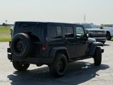 Used 2018 Jeep Wrangler Unlimited Sahara image 2