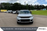 Used 2023 Jeep Grand Cherokee L Laredo image 5