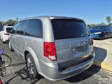 Used 2015 Dodge Grand Caravan SE image 5
