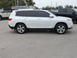Used 2011 Toyota Highlander Limited image 3