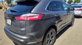 Used 2022 Ford Edge SEL w/ Sport Appearance Package image 4