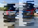 Used 2021 GMC Acadia SLE w/ Driver Convenience Package image 5