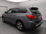 Used 2018 Nissan Pathfinder SV image 5