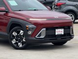 Used 2024 Hyundai Kona SEL image 2