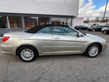 Used 2009 Chrysler Sebring Touring image 3
