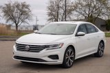 Used 2021 Volkswagen Passat 2.0T SE image 3