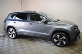 New 2025 Volkswagen Taos SE image 3