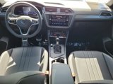Used 2022 Volkswagen Tiguan SE R-Line image 2
