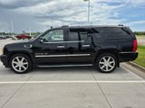 Used 2011 Cadillac Escalade ESV Luxury image 3