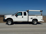 Used 2014 Ford F250 XL w/ Camper Package image 2