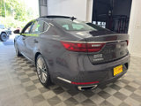 Used 2017 Kia Cadenza Limited image 5