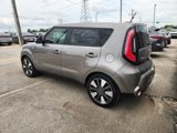 Used 2016 Kia Soul ! w/ Premium Package image 4