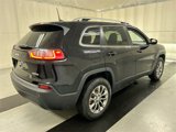 Used 2019 Jeep Cherokee Latitude Plus w/ Comfort/Convenience Group image 2