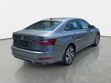 Used 2021 Volkswagen Jetta SEL Premium image 3