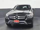 Used 2018 Mercedes-Benz GLC 300 4MATIC image 3
