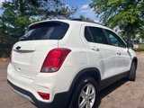 Used 2020 Chevrolet Trax LT w/ LT Convenience Package image 6