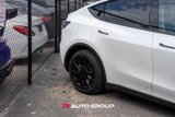 Used 2022 Tesla Model Y Long Range image 5