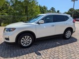 Used 2019 Nissan Rogue SV image 3