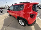 Used 2021 Jeep Renegade Limited w/ Luxury Group II image 4