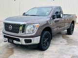 Used 2018 Nissan Titan SV image 3