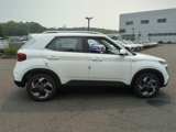 New 2025 Hyundai Venue SEL image 2