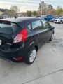 Used 2015 Ford Fiesta SE image 3