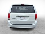 Certified 2018 Dodge Grand Caravan SE image 4