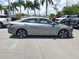 Certified 2022 Hyundai Elantra Limited w/ Cargo Package image 4