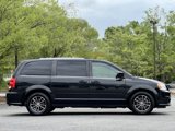 Used 2017 Dodge Grand Caravan SXT image 4