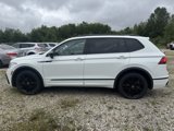 Used 2022 Volkswagen Tiguan SE R-Line image 4