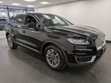 Used 2020 Lincoln Nautilus Premier w/ Equipment Group 101A image 3